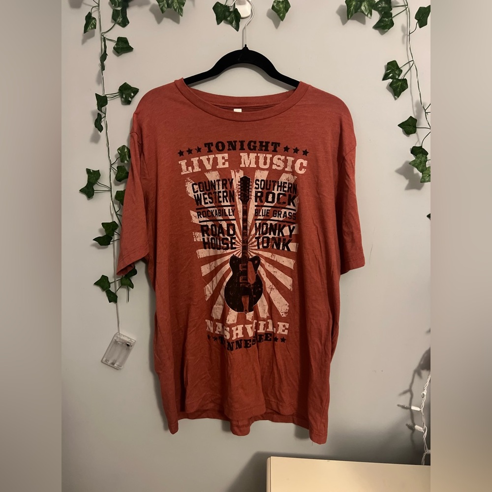 Canvas Nashville Rusty Red Graphic Tee Size XXL